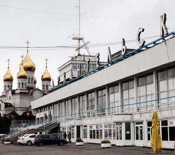 Правительство области ведет переговоры с собственником морского-речного вокзала, но пока безрезультатно